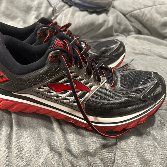 Used - Picture 4 of 6